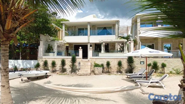 casas vacacionales y villas - 🌊 YOUR LUXURY BEACHFRONT PARADISE IN JUAN DOLIO! 🌴 Villa Rubén US$890K⁠
 2