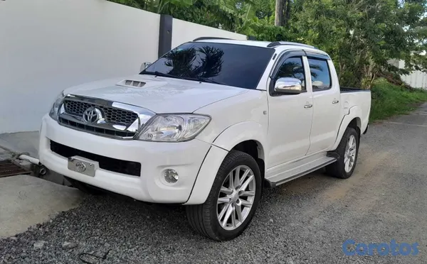 jeepetas y camionetas - TOYOTA HILUX 2008 | 3.0 DIÉSEL | 4x4 | AUTOMÁTICA 3
