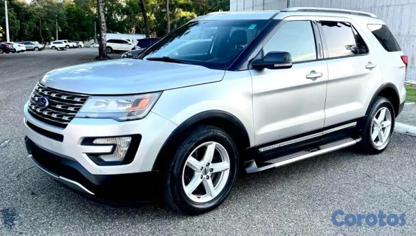 jeepetas y camionetas - vehículo en excelentes condiciones  6