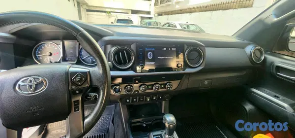 jeepetas y camionetas - Toyota tacoma 2019 trd pro  4