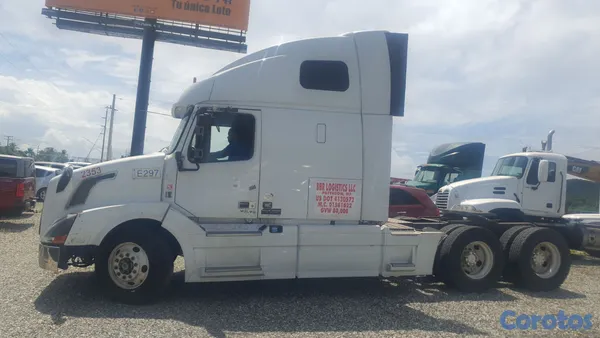 camiones y vehiculos pesados -  De oportunidad,camion volvo 2015 3