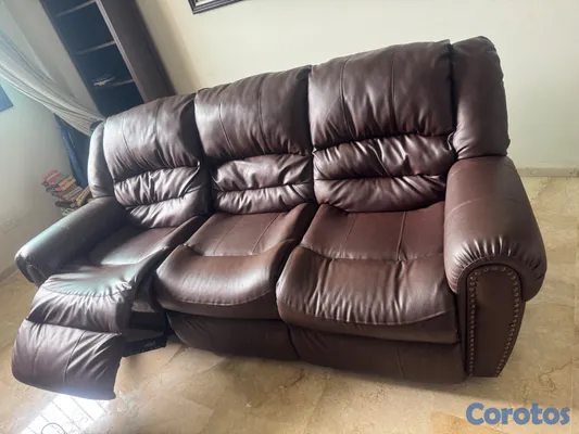 muebles y colchones - Sofá reclinable, 3 plazas, excelente condiciones 2
