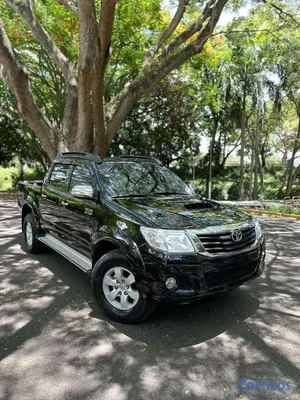jeepetas y camionetas - Toyota Hilux G 2011 4