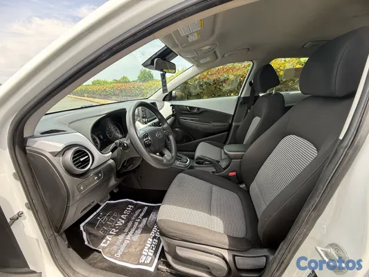 jeepetas y camionetas - Hyundai Kona 2021 clean carfax!!! 9