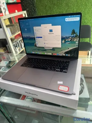 computadoras y laptops - MacBook Pro 15