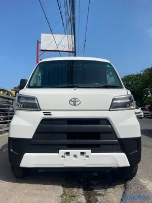 otros vehiculos - Toyota pixi Ban año 2020 precio 725,000 8