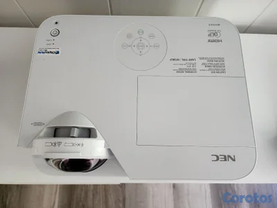 Proyector NEC