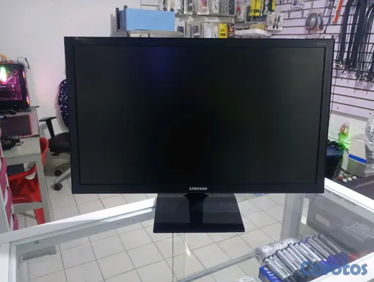 computadoras y laptops - Monitor Samsung de 27 pulgadas (HDMI y VGA) 5