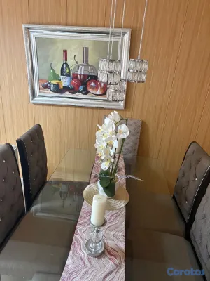 muebles y colchones - te vendo este comedor en buen estado tope de cristal de 6 sillas color gris   3