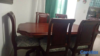 Comedor en caoba 