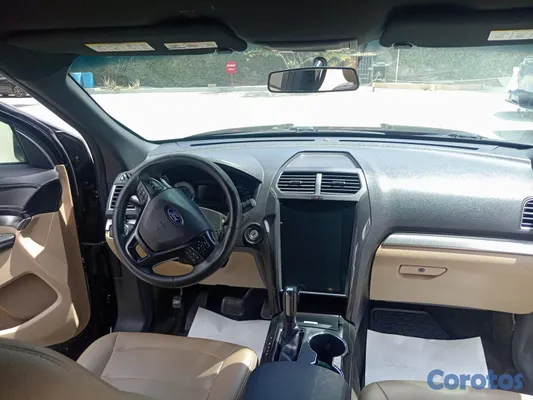 jeepetas y camionetas - Yipeta Ford Explorer Negras Flex Fuel Años 2016 4