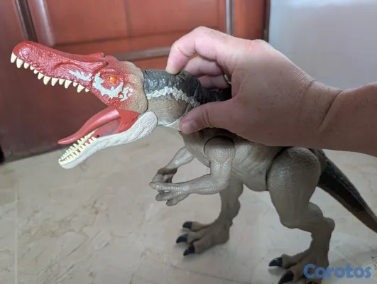 juguetes - Jurassic World Extreme Chompin' Spinosaurus - Figu 2