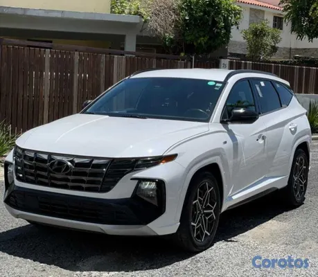 jeepetas y camionetas - Hyundai Tucson NLine color blanco año 2022 2