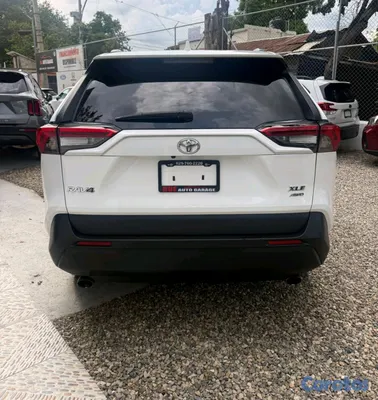 jeepetas y camionetas - Toyota rav4 2021 xle clean carfax  3