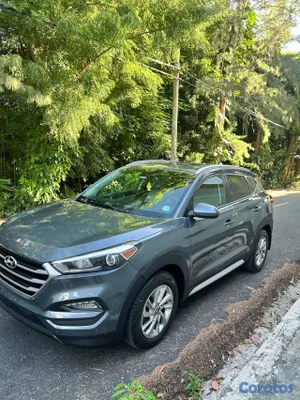 jeepetas y camionetas - Hyundai Tucson SEL AWD 2017
 3