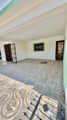 casas - Se alquila amplia propiedad para vivienda/negocio en Av. Circunvalación San Juan 5