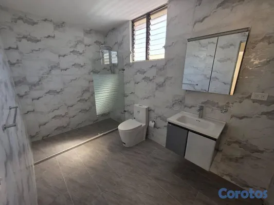 casas - Casa de 3 habitaciones en venta en El Cacique 7