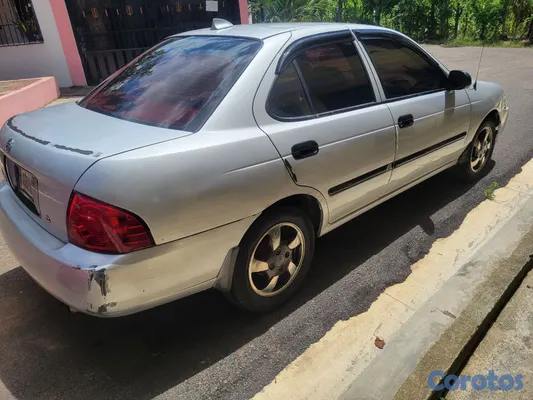 carros - Nissan Sentra B15 2005  2
