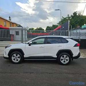 Toyota rav4 2023 