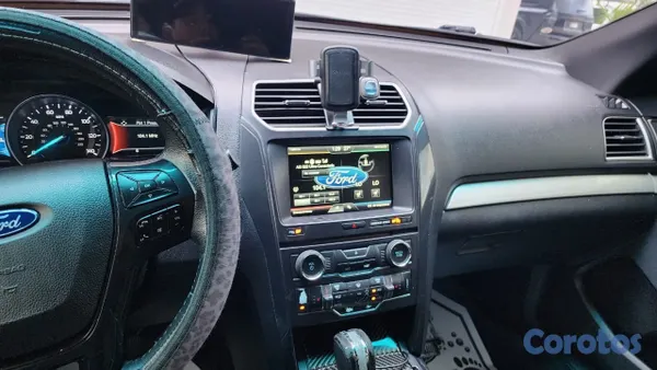 jeepetas y camionetas - Ford Explorer XLT 2016 8
