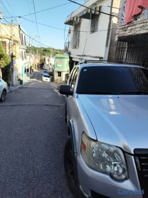 jeepetas y camionetas - Ford Explorer 2010 XLT 4x4 Gas/Gasolina 3