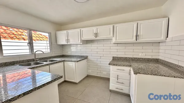 casas - Residencia Exclusiva y Renovada en Residencial del Café de Herrera 7