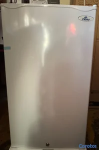 Nevera Ejecutiva TGM. NUEVA en su caja 