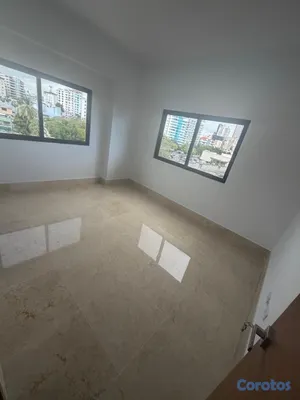 apartamentos - vendo nuevo los cacicazgos piso 5 tres habitaciones con baño dos parqueos balcón 3
