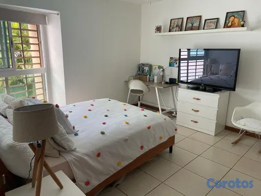 decoración y accesorios - se vende casa grande por el Jardín Botánico 440 m² 4
