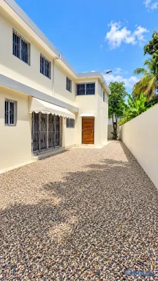 casas - Hermosa casa grande gurabo Santiago de los caballeros. sector exclusivo 10-10 11