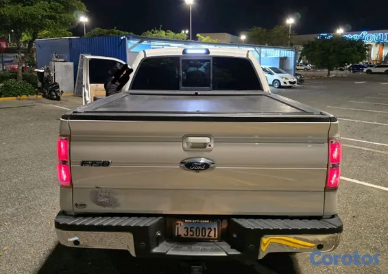jeepetas y camionetas - Ford F150 Lariat Doble Cabina 11  5