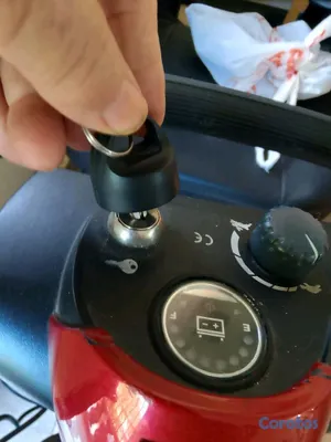 Salud y Equipamiento Médico - carro eléctrico para persona adulta  4