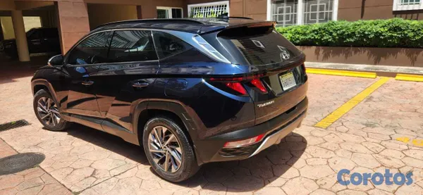 jeepetas y camionetas - Hyundai Tucson 2022 - Venta directa dueño 3