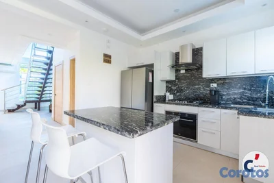 Villa moderna en Vistacana | 3 Hab | Piscina priva