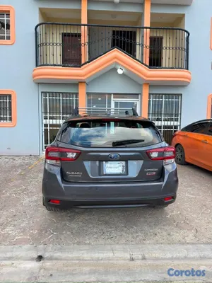 carros - Subaru Impreza sport hatchback  5