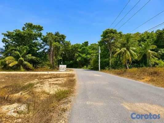 solares y terrenos - Terreno de 842 m² en Punta Popy, Las Terrenas 9