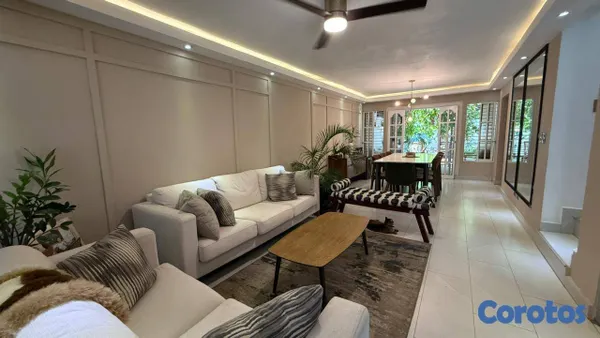 casas - Casa de 3 habitaciones 2 baños en venta en Ensanch 8