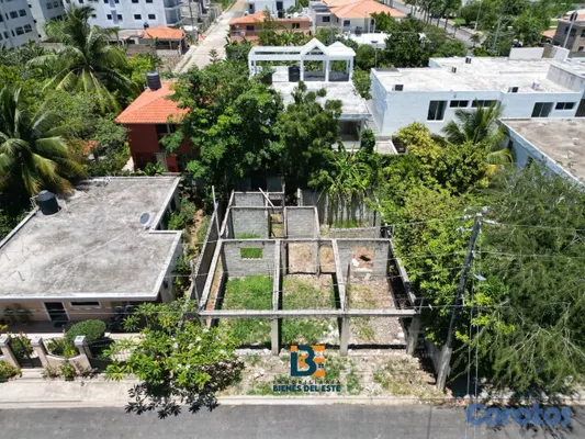 casas - Se venta CASA EN CONSTRUCCION con calle asfaltada  3