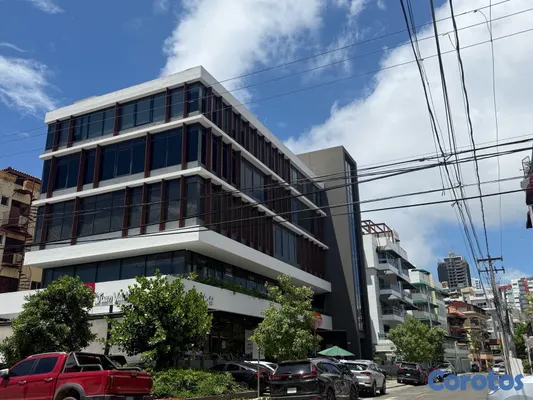 oficinas y locales comerciales - Mirasor Sur / Local Comercial - a   a 30 dólares metro donde está juan valdez  8