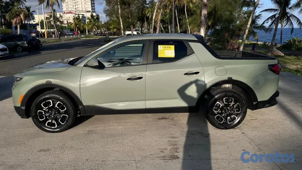jeepetas y camionetas - HYUNDAI SANTA CRUZ 2WD 2022 *RECIEN IMPORTADA* 9