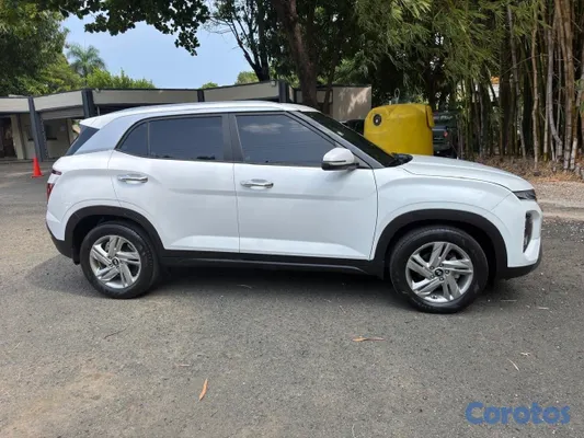 jeepetas y camionetas - Hyundai Cantus 2025 | 23,000 KM | Pintura de Fábrica | Única Dueña 3