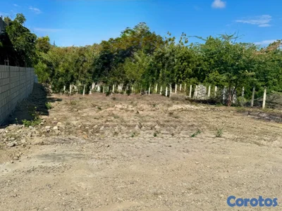 Solar En Venta En Montecristi. Con Una Superficie 