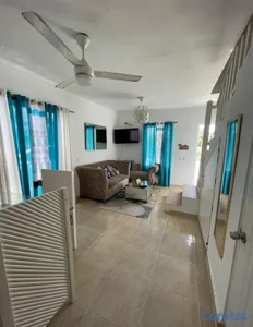 se vende Townhouse de oportunidad 