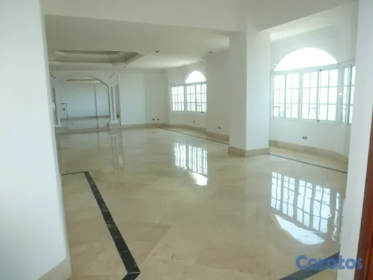 penthouses - PENTHOUSE EN BELLA VISTA AV. SARASOTA, CON 4 HABITACIONES Y PAQUEOS PARA 5 6