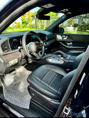 jeepetas y camionetas - Mercedes Benz 350 GLE 4Matic,,negra,,año 2021  12