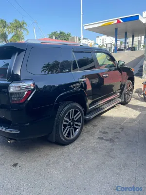 jeepetas y camionetas - Toyota 4 Runner 2016 Limited 3 Filas de Asiento  2