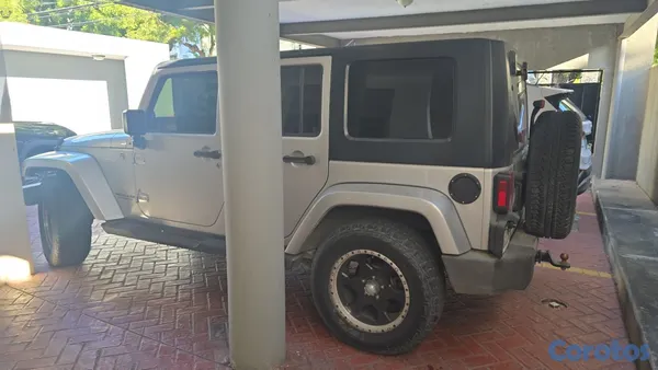 jeepetas y camionetas - JEEP SAHARA UNLIMITED - WRANGLER 5