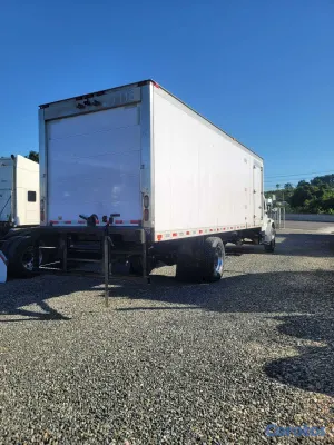 camiones y vehiculos pesados - FREIGHTLINER M2 106 AÑO 2019 6