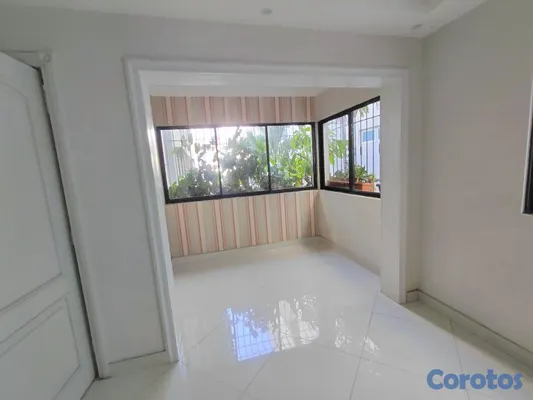 apartamentos - vendo amplio apartamento en Evaristo Morales  5