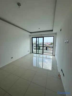 apartamentos - alquiló renacimiento piso 6 dos habitaciones 2.5 baños parqueo balcón área de la 11